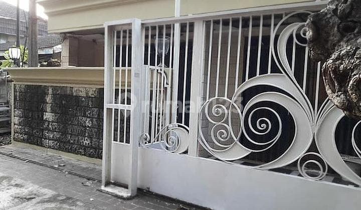 Rumah Tua n Strategis 2 Lt (SHM) di Perumahan Permata Hijau, Jak-Sel