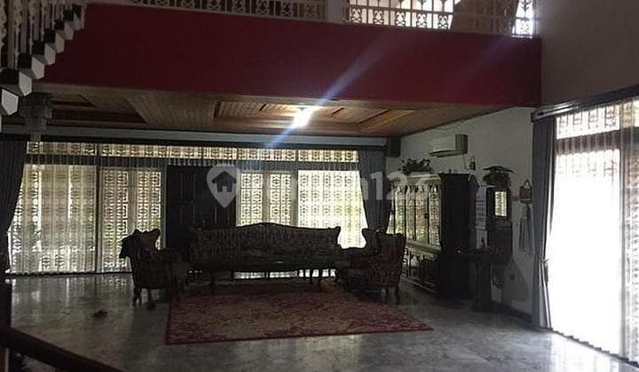 Rumah Mewah dan Luas di Permata Hijau, Jakarta Selatan