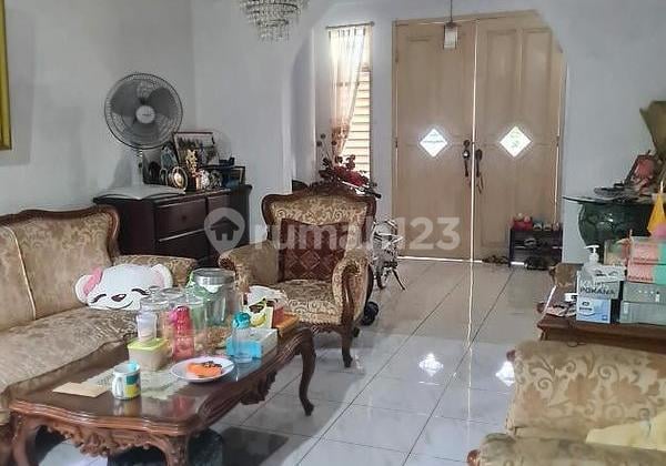 Nice and Big 2-Story House in Kodam Sumur Batu, Kemayoran, Central Jakarta