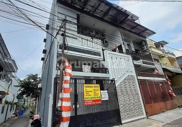 kamar kos dekat ukrida kedokteran tanjung duren