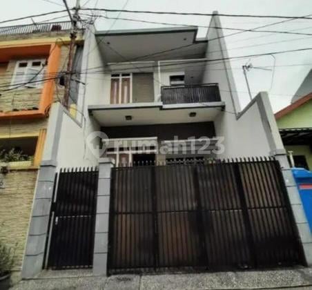 Rumah cepat 2 lantai,siap huni di sumur Batu, Kemayoran Jakarta pusat