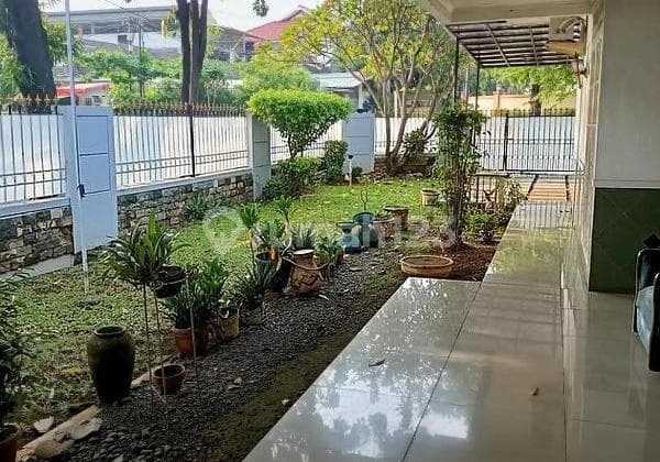 Rumah Luas n Asri 1,5 Lantai di Buncit Indah Permata, Pejaten, Jak-Sel