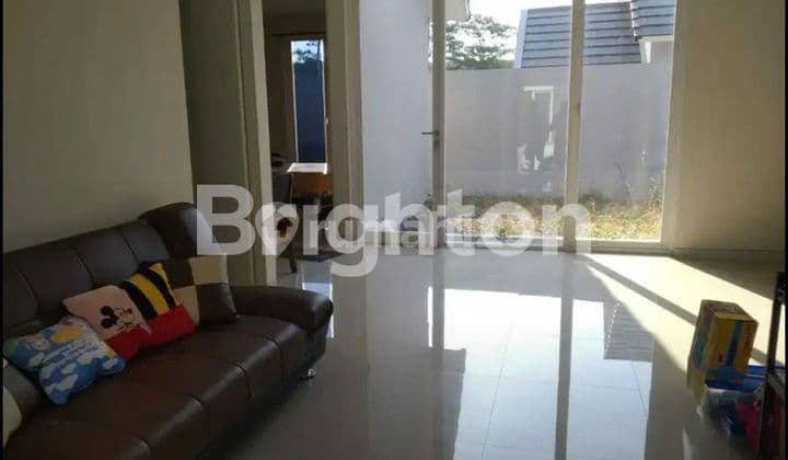 Tinggal Bawa Koper Aja...Rumah Full Furnish di Citragrand