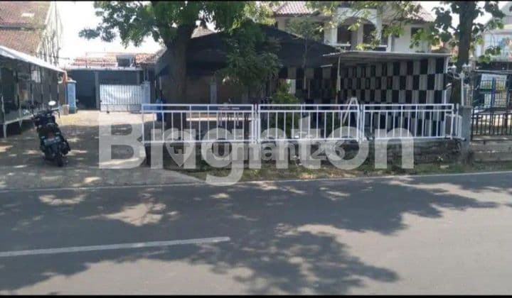 Rumah Tinggal dan Resto Cafe