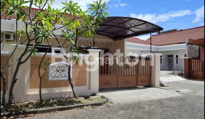 Rumah di Puri Eksekutif Dekat Bandara