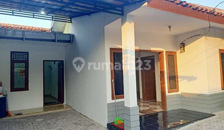 READY-TO-OCCUPY HOUSE IN PURI KALIJAGA