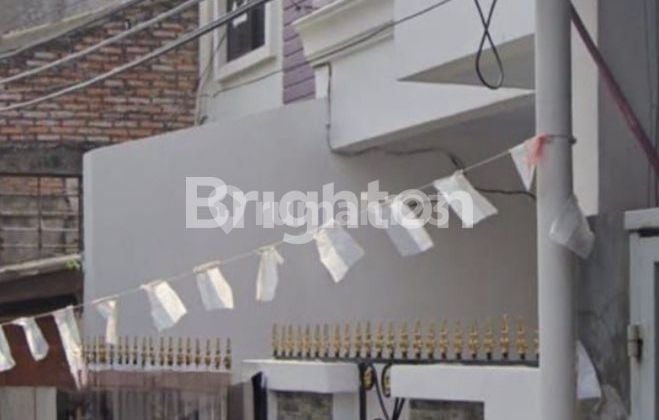 Rumah cantik 4 Lantai semi furnish di Teluk Gong Jakarta Utara