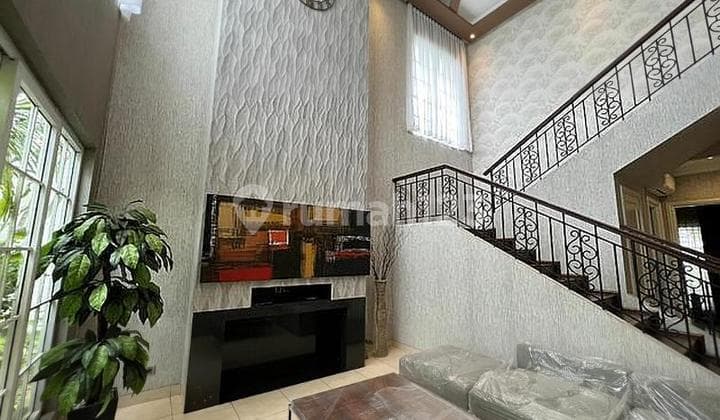 Victoria River Park Design Keren Seperti Villa