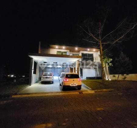 New Parahyangan City Luxury House