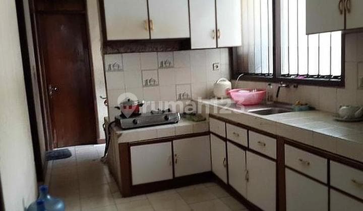 Di Rumah Di Komplek Inhoftank