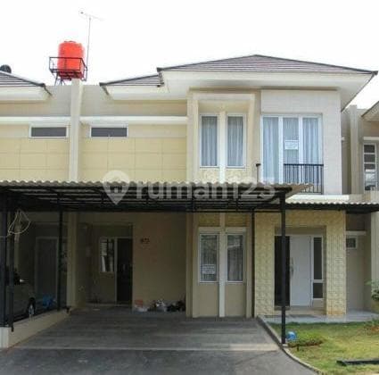 Disewakan rumah dua lantai full furnished dalam perumahan ada kolam renang grandwisata bekasi
