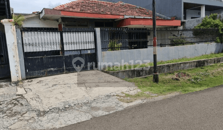 Rumah Muka Lebar Hitung Tanah Lokasi Fantastic Di Kayu Putih
