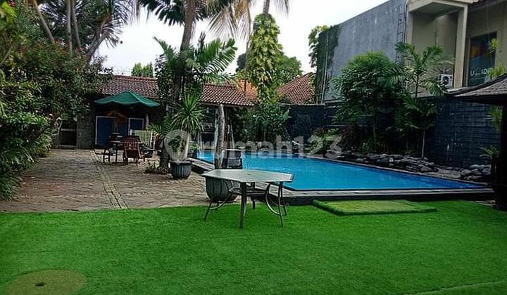 Rumah Bagus Ada Pools di Lebak Bulus Cilandak Jakarta Selatan