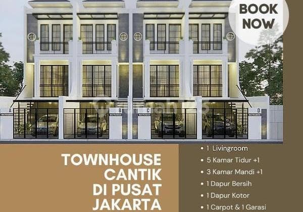 Town House Pramuka