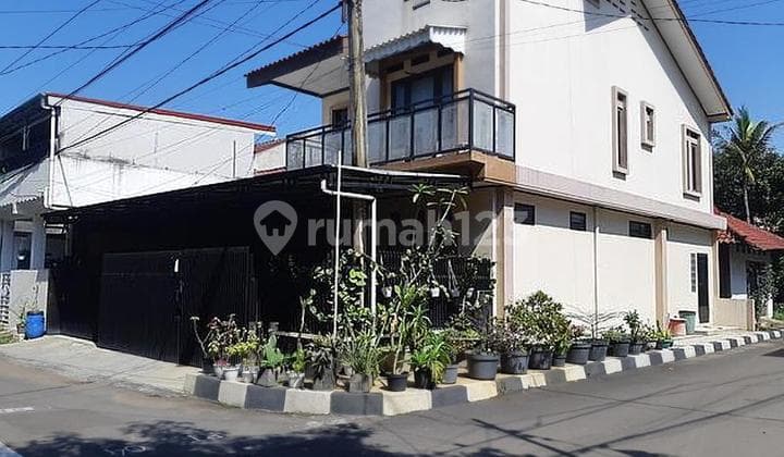 House for sale in Bumi Adipura Gedebage complex, 2 floors, ready to occupy, corner position.