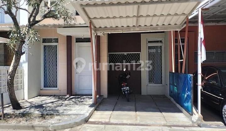 RUMAH SIAP HUNI STRATEGIS DI CLUSTER PINUS REGENSI