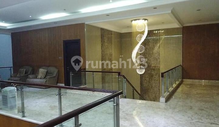 Rumah Bagus Unfurnished SHM Jatimakmur, Bekasi