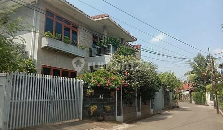 Dijual Rumah di Daerah Buncit Dalam Komplek