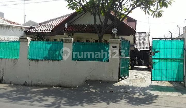 Dijual Cepat Rumah + Kontrakan Di Mampang Harga Mendekati Njop