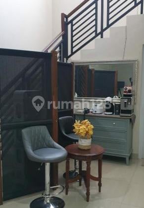 Rumah 2 Lantai Dalam Town House Di Cinere Dekat Tol Brigif