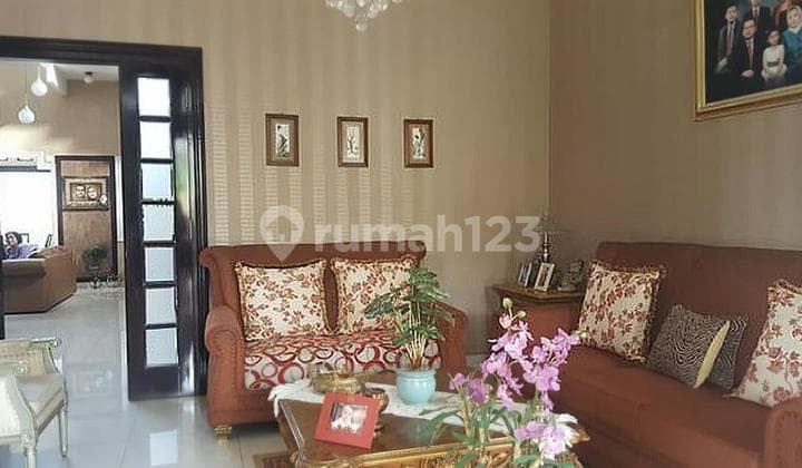 Rumah Mewah Sayap Riau cocok untuk tempat tinggal di tengah kota