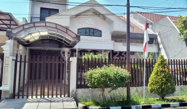 Rumah di Darmo Permai Selatan Surabaya Barat, Bagus + Terawat