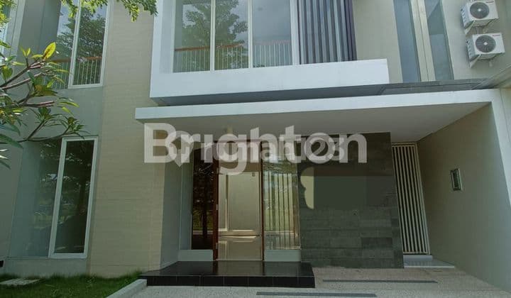 Rumah Northwest Park citraland lake view