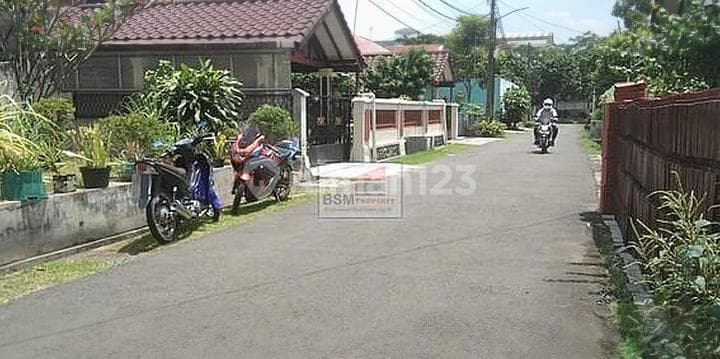 Rumah Hitung Tanah Dalam Komplek Depan Uin di Ciputat