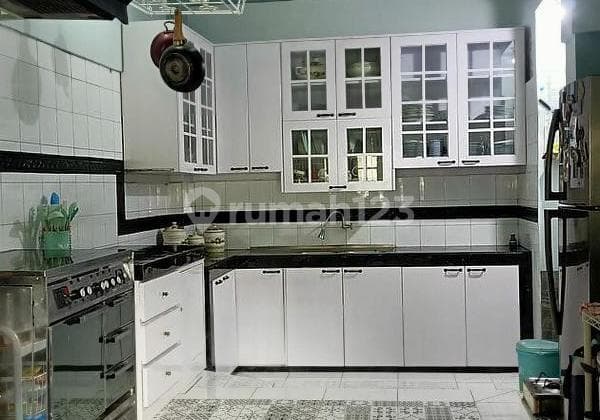 Beautiful Well-Maintained 3-Story House in a Serene Complex in Cinere Depok