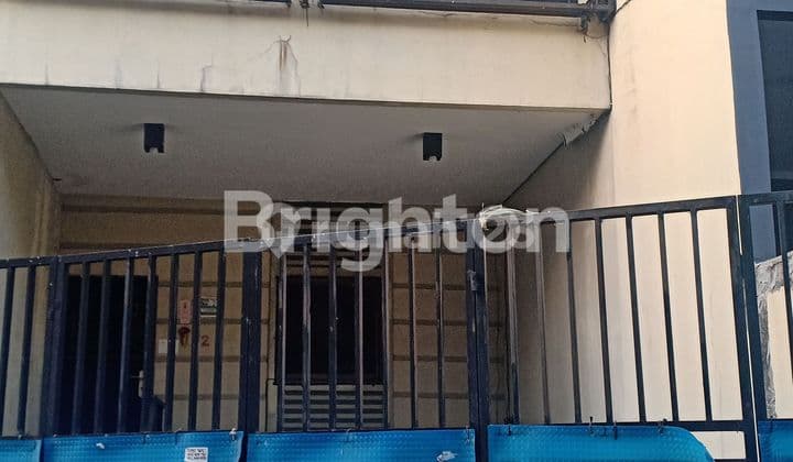 CHEAP 3-STOREY HOUSE IN TELUK GONG
