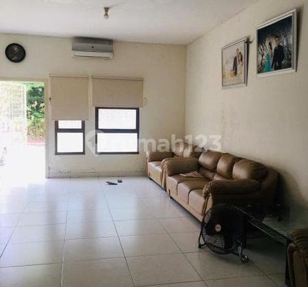 7-Wide Semi-Furnished and Renovated House in Alamanda JGC, Jakarta Garden City