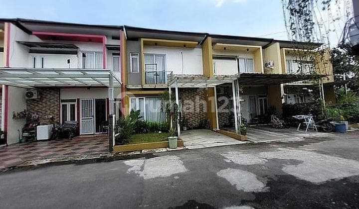 Rumah siap huni dengan lingkungan tenang dan akses mudah di belakang RS Hermina tepatnya di Graceland Residence