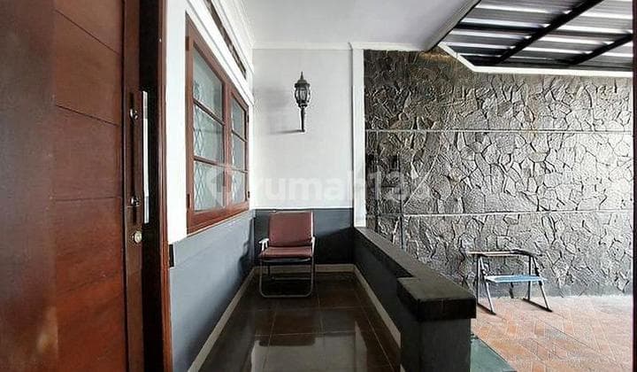 Di Jual Cepat Rumah Terawat Tengah Kota di Taman Siswa