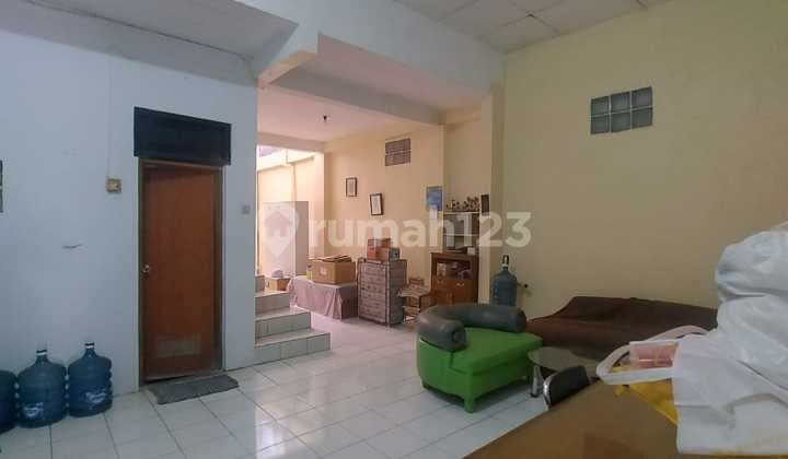 Turun Harga Ruko + Rumah di Jakarta Selatan