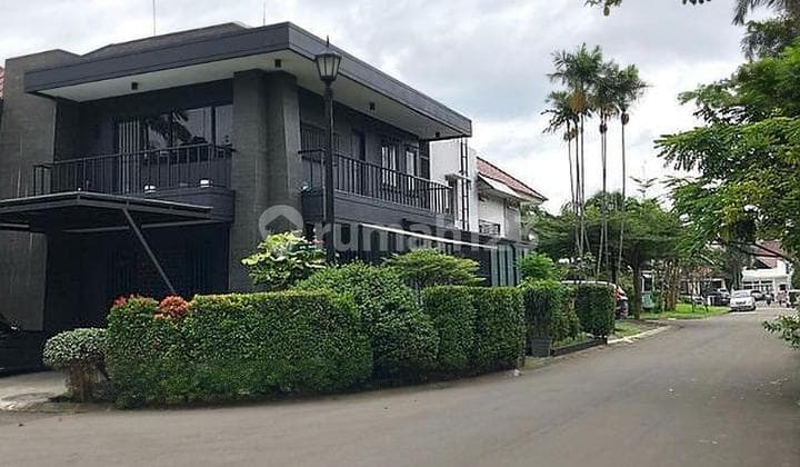 Hoek 2-Story House Bromo Park - Lippo Karawaci Center