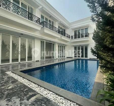 Rumah BRAND NEW 3 Lantai , Lift & Private Pool Pondok Indah Jakarta Selatan