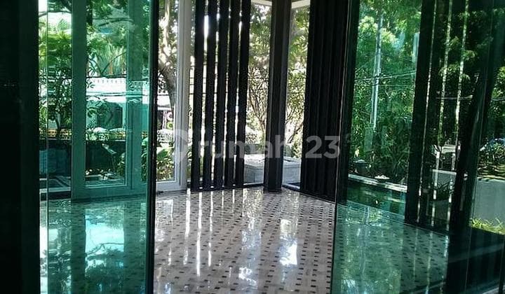 Rumah siap huni di Pondok Indah