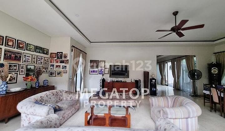 House in Cilandak Barat, South Jakarta. Comfortable and Green.