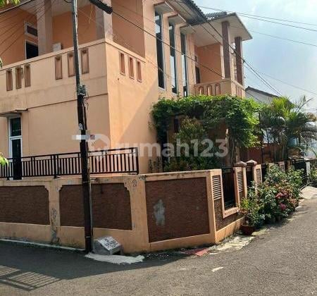 Rumah hook baru renovasi semi furnished dekat tol di bantarjati