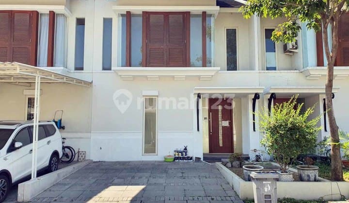 Rumah di Grand Harvest Surabaya Barat, Baru Gress, 2 Lantai, Siap Huni