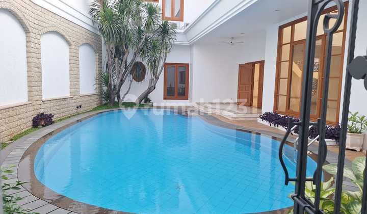 Rumah Cantik Di Metro Alam Pondok Indah Jakarta Selatan