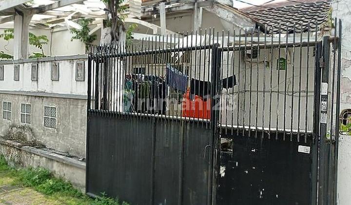 Rumah Tua Hitung Tanah di Duta Garden, Luas 165 Meter, SHM