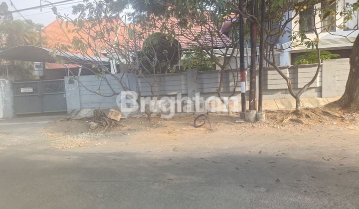 RUMAH LANGKA SIAP HUNI di jl KAPUAS SURABAYA RUMAH LANGKA SIAP HUNI di jl KAPUAS SURABAYA