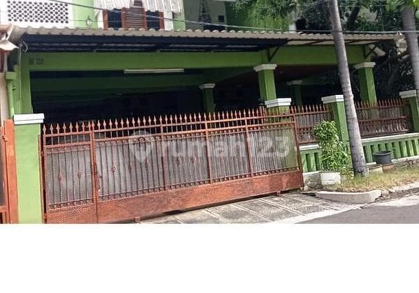 Flash Sale! Lokasi Strategis! Rumah Di Sunter!