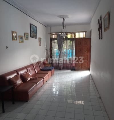 house at Mango St., Karawaci Housing, Tangerang