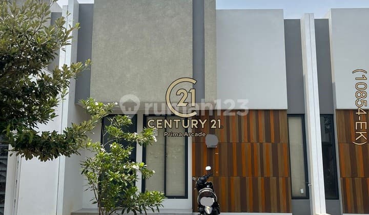 L Rumah Satu Lantai Dalam Cluster UVile Bintaro Jaya Sektor 7