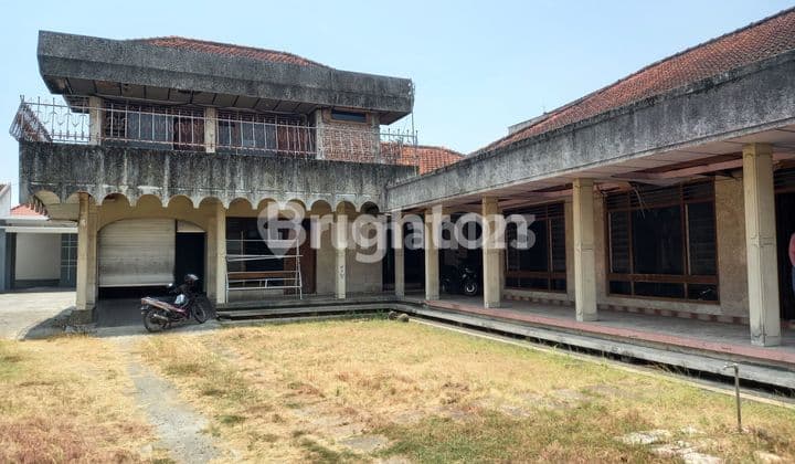 RUMAH LUAS TULUNGAGUNG + GARASI
