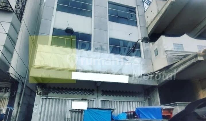 QUICK SALE CHEAP SHOPHOUSE 2DOORS