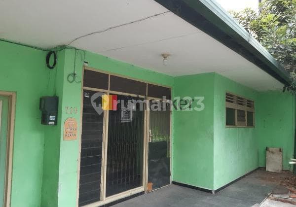 Rumah Hitung Tanah Lokasi Startegis di Tomang Jakarta Barat
