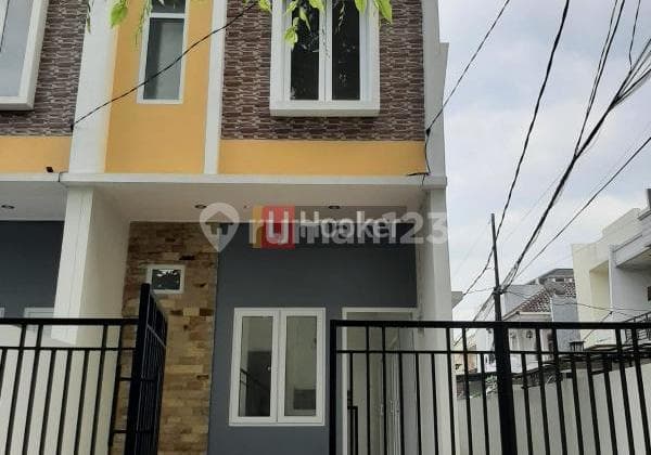 RUMAH HUK BRAND NEW MINIMALIS DI KOMPLEK WALIKOTA AREA KELAPA GADING